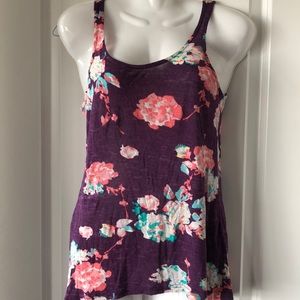 Basic floral tank size s